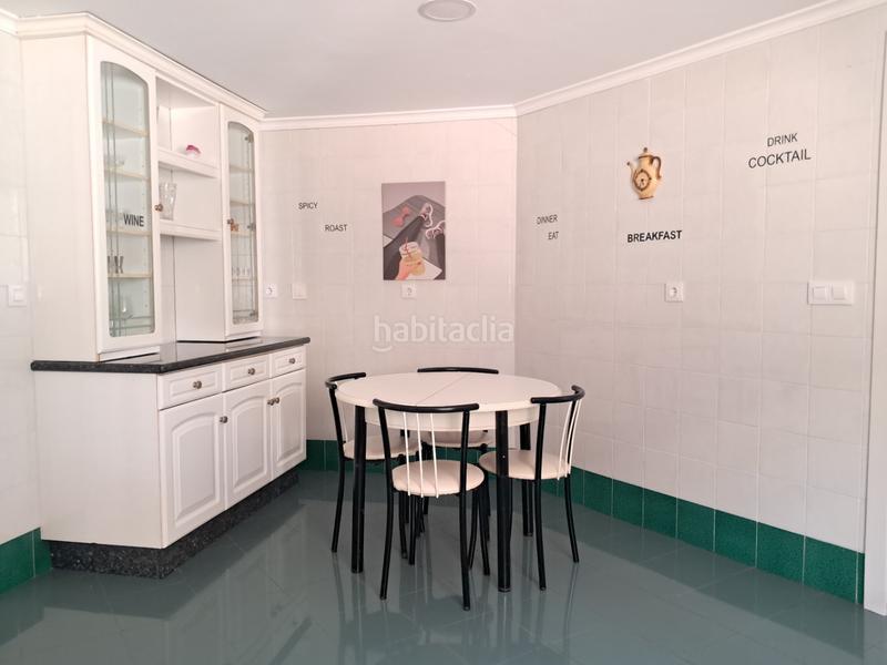 Foto 5bb51764-5bee-4c2b-aacf-50614eac0894. Apartment with heating parking pool in Playa Poniente Benidorm