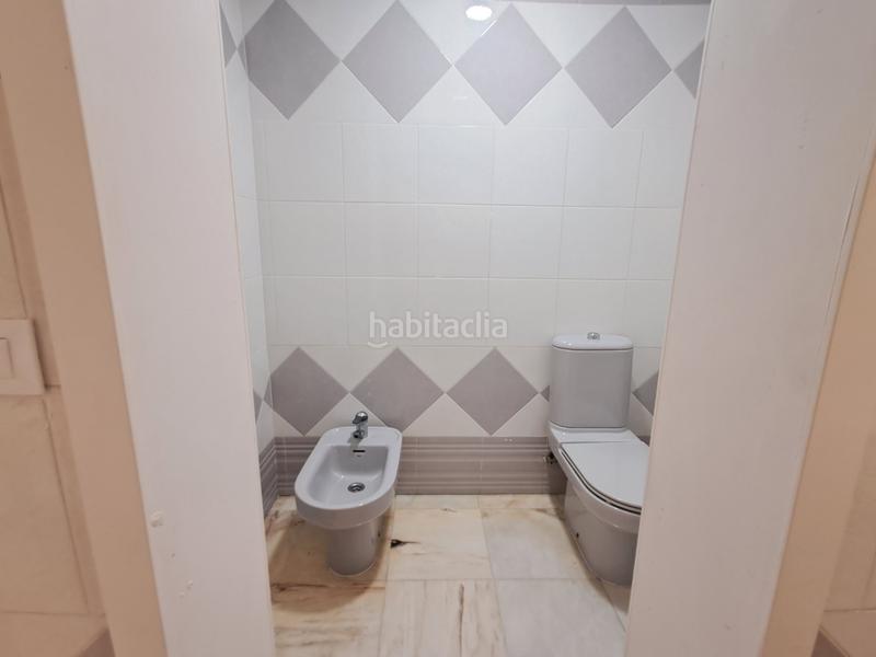 Foto 07996b56-4e34-45ea-a8c7-abc75b0da4aa. Appartement mit heizung parking pool in Playa Poniente Benidorm