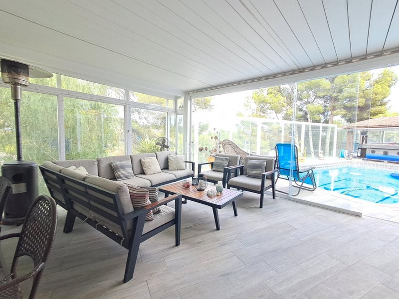 Foto d34a9bd7-3ee7-4849-9e81-ee352cd315cb. Chalet avec chauffage parking piscine dans Montebello - Nou Espai Nucia (la)