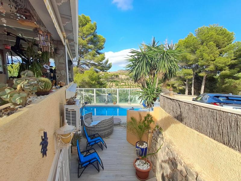 Foto ca56d735-bff1-46fb-b33c-4a567a29dc6e. Chalet en Montebello - Nou Espai Nucia (la)