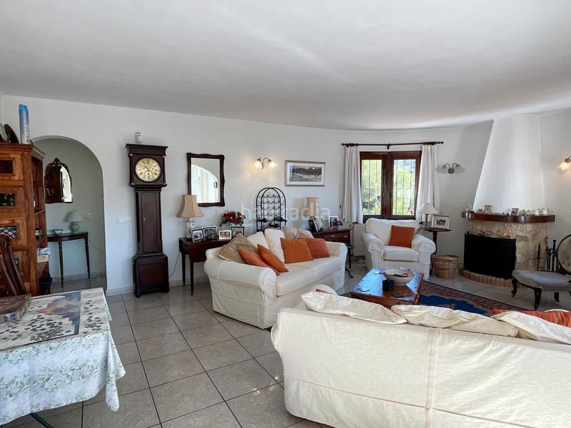 Foto 463678cd-78a4-4b68-b025-ed690f8d7d93. Chalet en Paichi Moraira