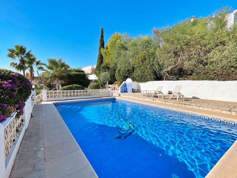 Foto 135ac2a4-9ed6-4380-a64f-1f6c25adef6e. Chalet con riscaldamento parcheggio piscina in Paichi Moraira