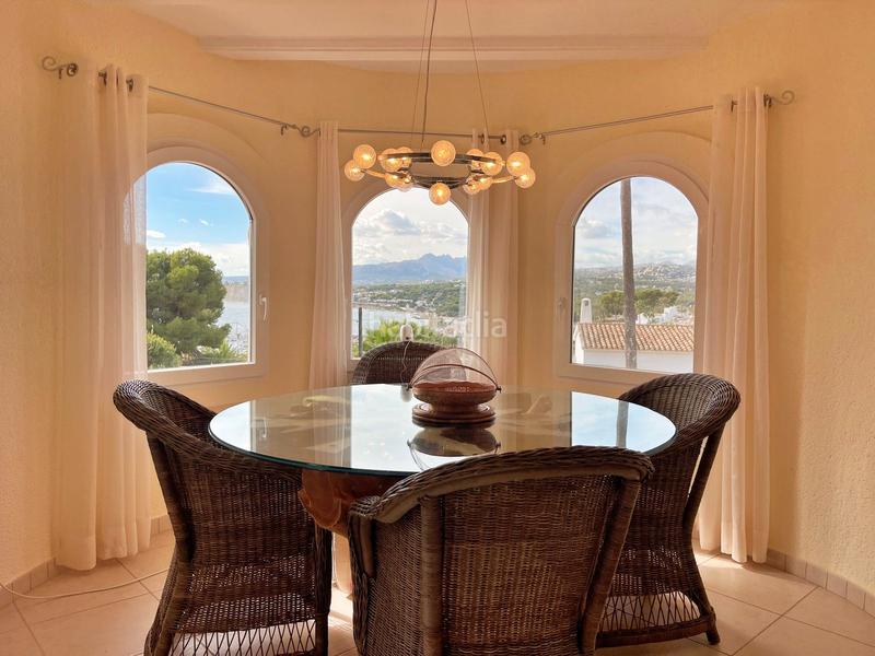 Foto 4007537d-e18a-43a2-8ecf-6eff6e01d294. Chalet con riscaldamento parcheggio piscina in El Portet-Pla del Mar Moraira