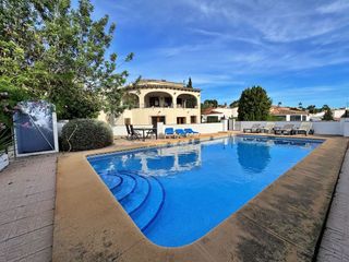 Rent Chalet in Casco Urbano