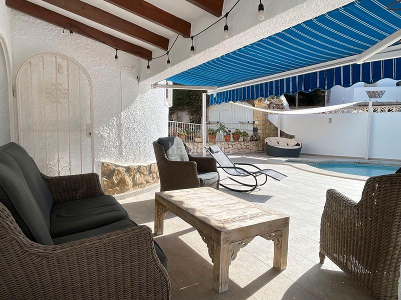 Foto cf78b6e6-d341-41b6-9ce1-dcfb79a3f74e. Chalet mit heizung parking pool in El Portet-Pla del Mar Moraira