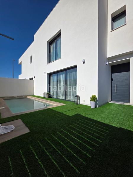 Foto fd11ccc9-68e2-4f3d-b7b0-50b87076b902. Chalet en Benijófar