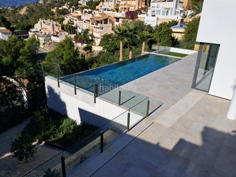 Foto 879b6fc8-a0d1-4fc2-b564-664e3cb1b1f7. Chalet mit heizung parking pool in Altea hills Altea