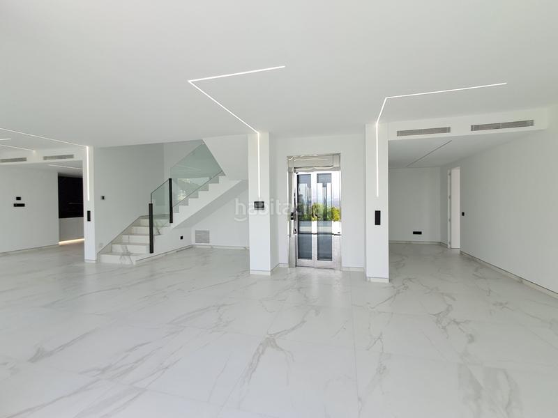 Foto cfee21d9-4389-4f0c-93b6-145919b456a1. Chalet mit heizung parking pool in Altea hills Altea