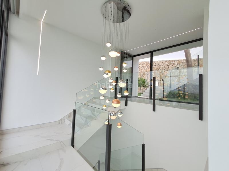 Foto f9f68c80-a883-4ef3-81ed-dff4912ba57f. Chalet with heating parking pool in Altea hills Altea