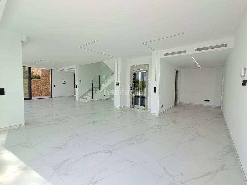 Foto a082e09f-3594-41e5-a470-4997f9a13f0e. Chalet avec chauffage parking piscine dans Altea hills Altea