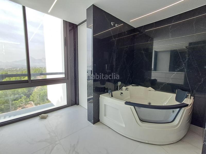 Foto 710d7081-7c8e-48f8-adb6-f64bfd342bd0. Chalet en Altea hills Altea