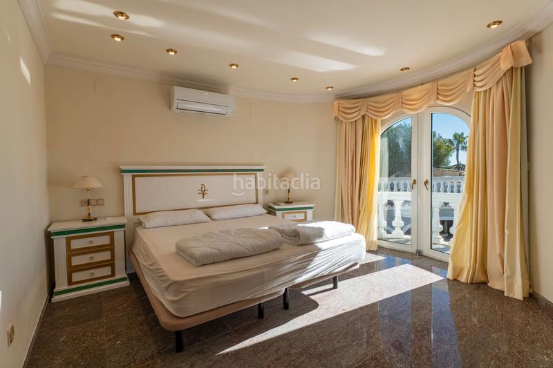 Foto bc7560a0-2690-4ac3-a59f-7cfa31378c5f. Chalet avec piscine dans Cala Advocat-Baladrar Benissa