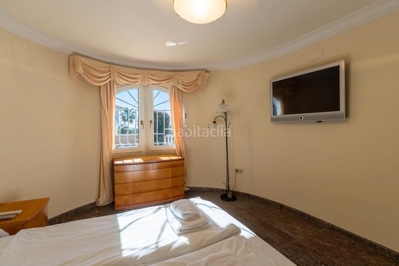 Foto e7f9c81e-829d-4641-a9a9-22f0784c4e32. Chalet avec piscine dans Cala Advocat-Baladrar Benissa