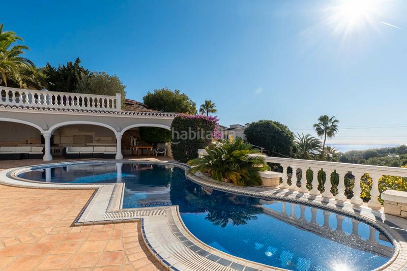 Foto f1f1b560-c92e-458b-bd14-0643a8114b4c. Chalet avec piscine dans Cala Advocat-Baladrar Benissa