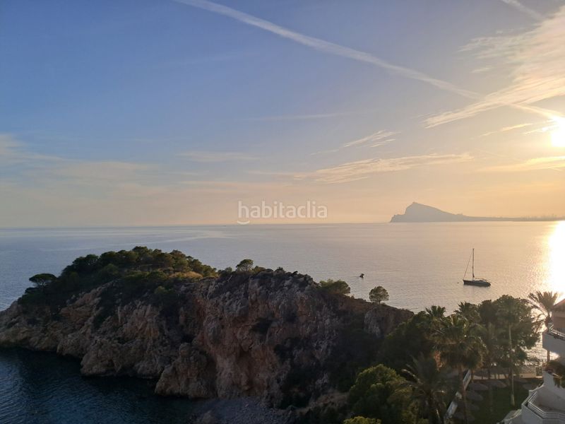 Foto cd1c1589-1dc1-405b-8143-985a7d5a2038. Alquiler apartamento en Mascarat Altea