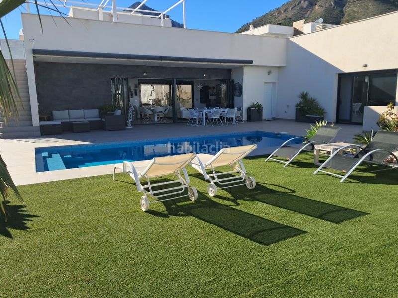 Foto 9665beac-8069-4812-9f4e-b9848d7f2a34. Xalet amb calefacció aparcament piscina a La Nucia Pueblo Nucia (la)