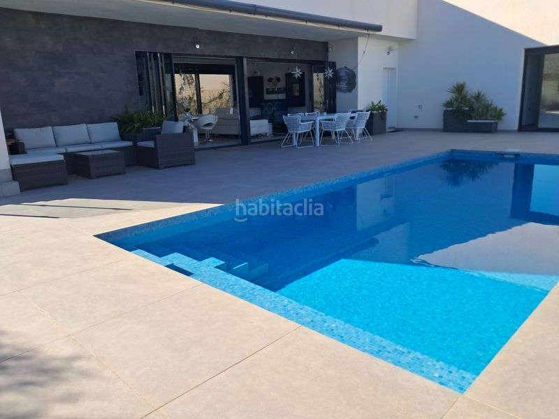 Foto ee6ad447-e1f9-4fbc-9acf-f6434fb78e3c. Xalet amb calefacció aparcament piscina a La Nucia Pueblo Nucia (la)