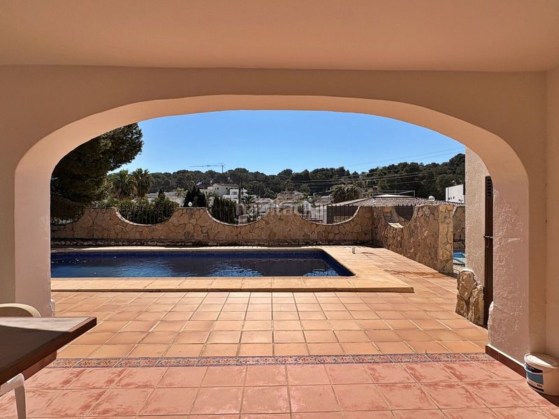 Foto 535a73ff-7b0e-4ce2-bf48-e2f51034c90b. Xalet amb aparcament piscina a Moravit-Cap Blanc Moraira