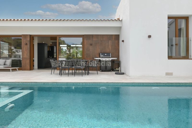 Foto 43972101-3ed8-445f-8e87-766cfaeedff9. Chalet mit parking pool in El Portet-Pla del Mar Moraira