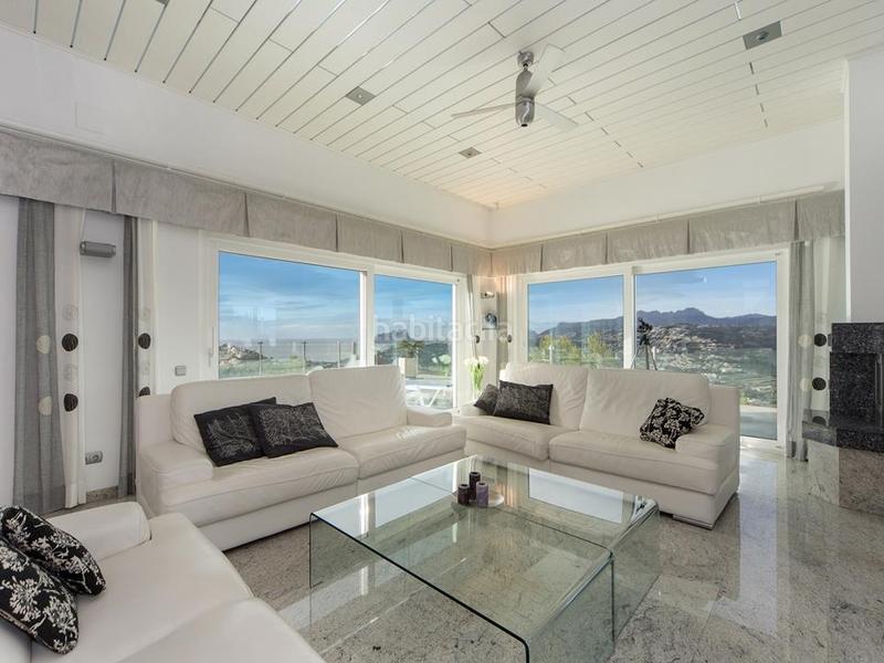 Foto 0aec9c68-4e5e-49a6-afd0-c4e157caadf8. Chalet con parcheggio piscina in Paichi Moraira