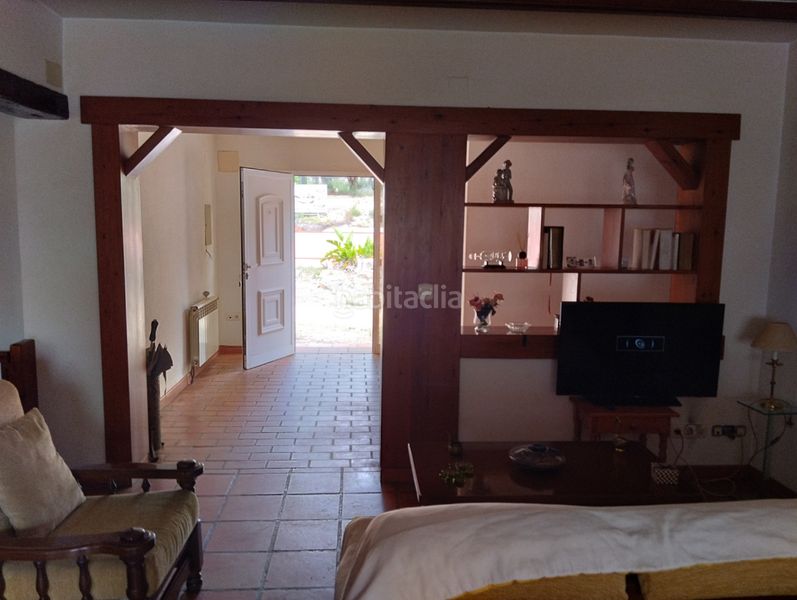 Foto c2f495dc-da8e-442b-8761-7613d70ce684. Chalet mit heizung parking pool in Altea la vella Altea