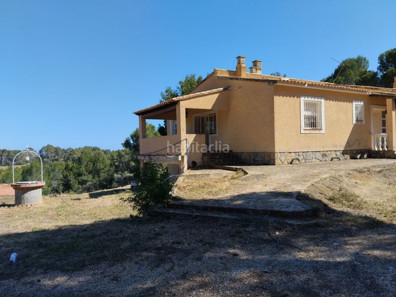 Foto c6121864-3487-4819-aca8-23b1a4fc07d7. Chalet mit heizung parking pool in Altea la vella Altea