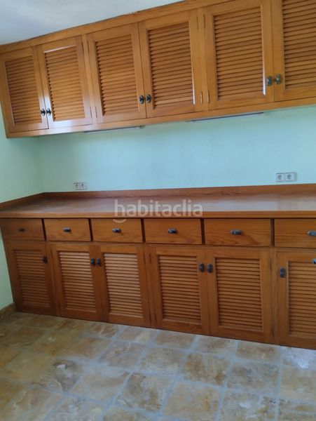 Foto e7ae8e15-fadc-4ae7-bdcd-fd48087c88d9. Chalet mit heizung parking pool in Altea la vella Altea