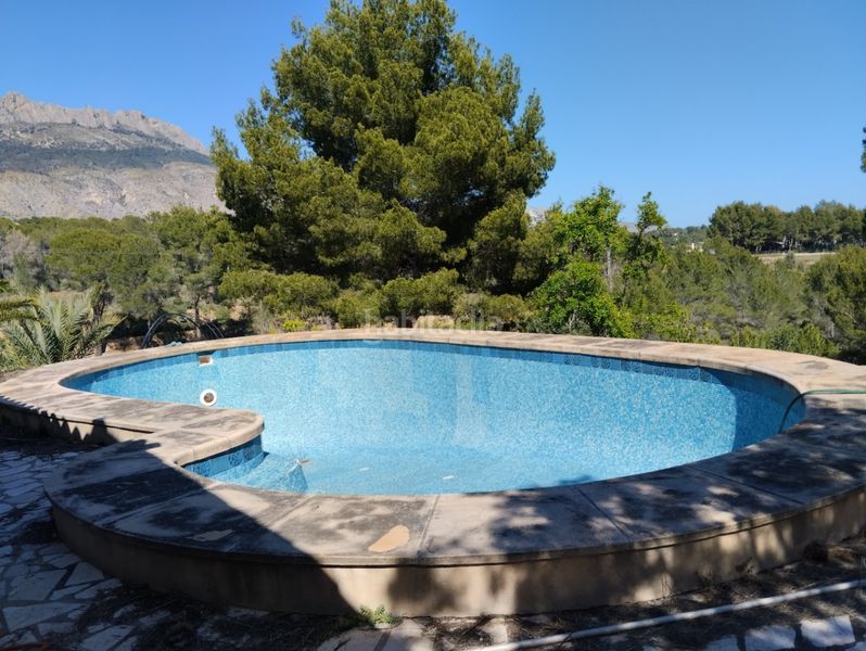 Foto f78e55ff-7e49-4623-a74e-827356448e42. Chalet mit heizung parking pool in Altea la vella Altea