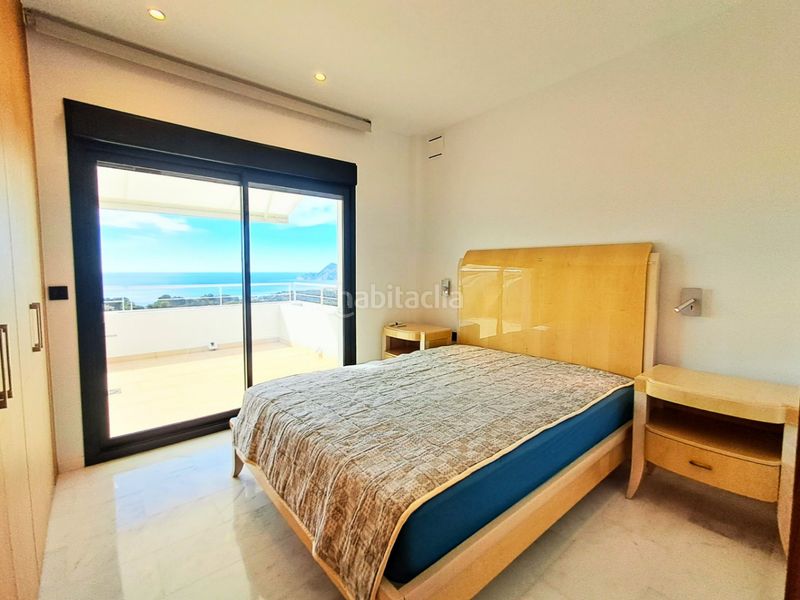 Foto 10a654fb-bf20-4f2d-b1a9-cf6d09c4a40e. Chalet en Mascarat Altea