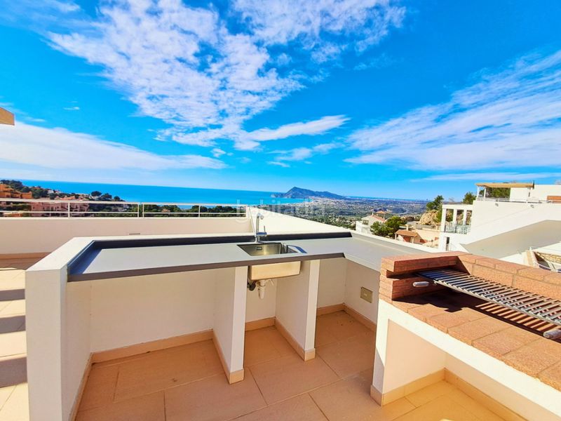 Foto 9063b33c-d8e5-4cdd-8f2a-ea501cd85471. Chalet en Mascarat Altea