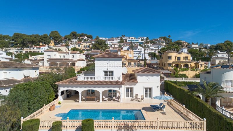 Foto a118ad0c-34ec-40c0-bee7-d8832fb9d411. Xalet amb calefacció aparcament piscina a Pinar de Advocat-Cometa Moraira