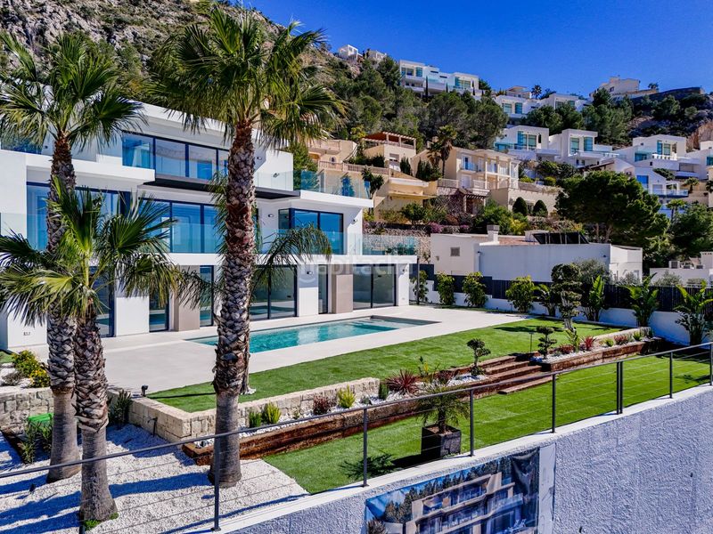 Foto 51ea0189-8163-4ff1-a0a9-b867a23289cb. Xalet amb calefacció aparcament piscina a Mascarat Altea