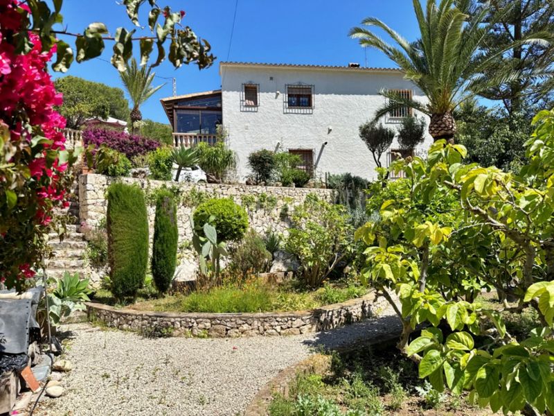 Foto 3217f921-ca88-4ed5-94a3-d379859541a5. Chalet en Paichi Moraira