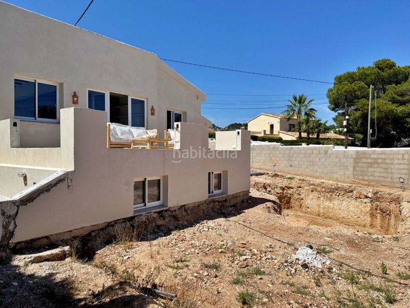 Foto 59f39b69-f2ea-4847-b173-edaa3a6de6ab. Xalet amb aparcament piscina a La Fustera Benissa