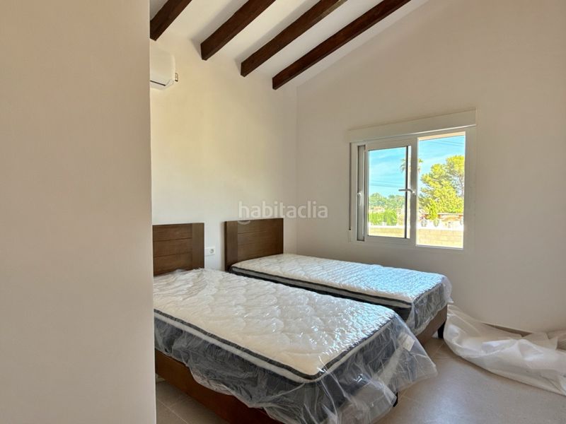 Foto d6ba727d-4eb6-43b1-b3ac-a2bc5da79432. Xalet amb aparcament piscina a La Fustera Benissa