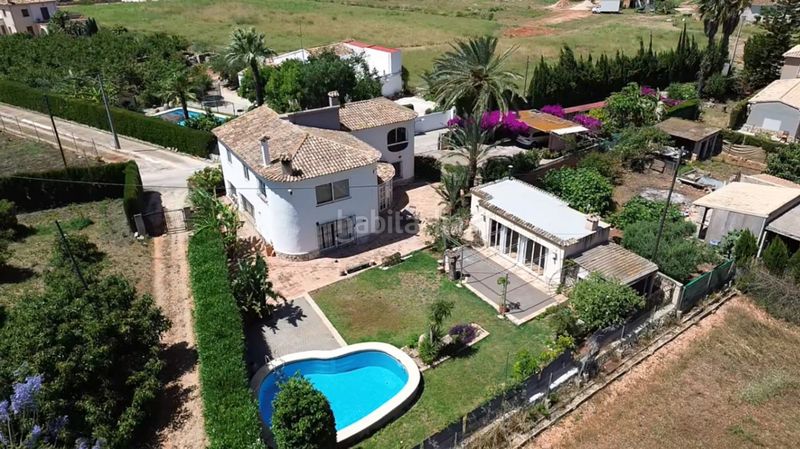 Foto bc4dfb28-8d3b-4edd-9534-ad6911a0153d. Chalet en Centro Pedreguer