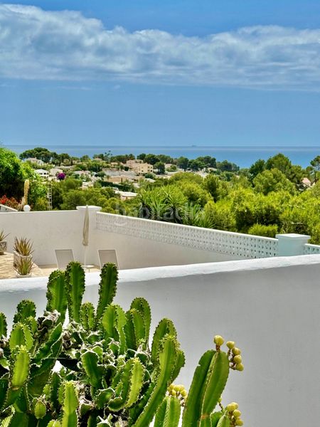 Foto 1c33ef53-f7e2-401d-aa2b-2dd7a55e8222. Chalet mit heizung parking pool in Cala Advocat-Baladrar Benissa