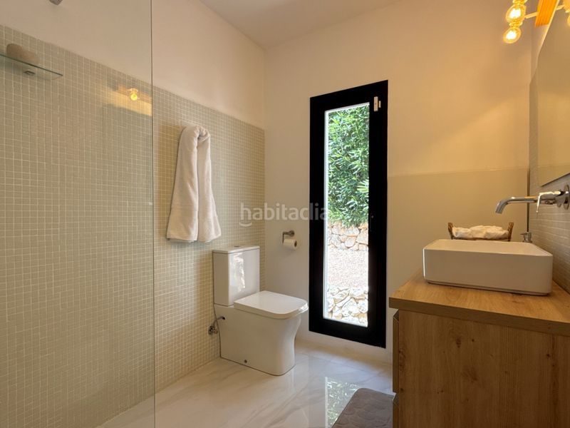 Foto ecb5fb23-88d8-4896-b0ac-a98210bc544c. Chalet mit heizung parking pool in Cala Advocat-Baladrar Benissa