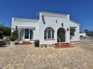 Affitto Chalet in Teulada