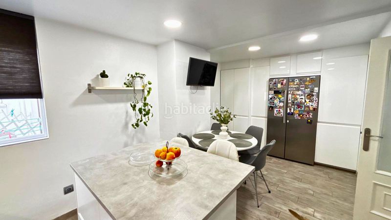 Foto 2e00a0ea-50cf-4ec5-9988-3564d60b49c9. Apartament amb calefacció aparcament a Altea ciudad Altea