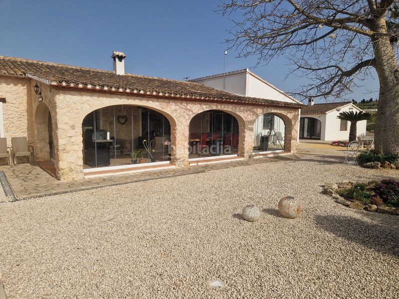 Foto f05ed959-eea5-4634-bbdb-061a9cc1a9a0. Chalet en Teulada