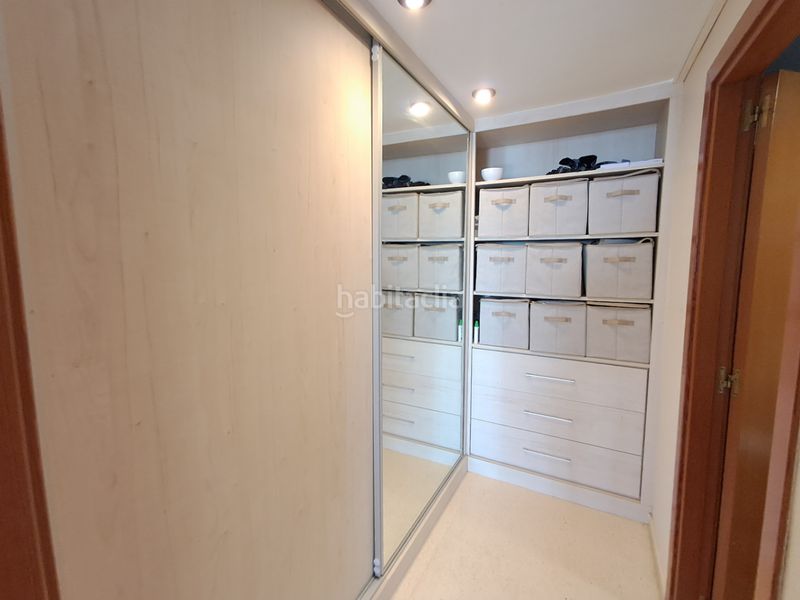 Foto 0627ee59-cfa5-4f07-b65e-149e9885ceb3. Apartament amb aparcament piscina a Playa Poniente Benidorm
