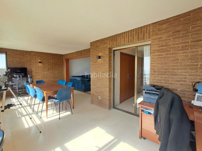 Foto 87388752-df63-4482-be7f-d99dad32b001. Apartament amb aparcament piscina a Playa Poniente Benidorm
