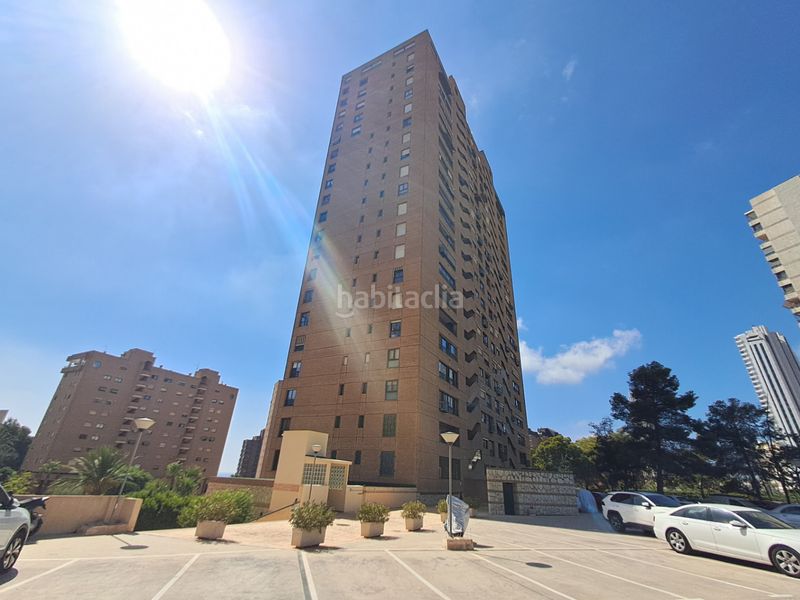 Foto a4f60393-4bc3-4d68-8f56-21a8998effab. Apartament amb aparcament piscina a Playa Poniente Benidorm