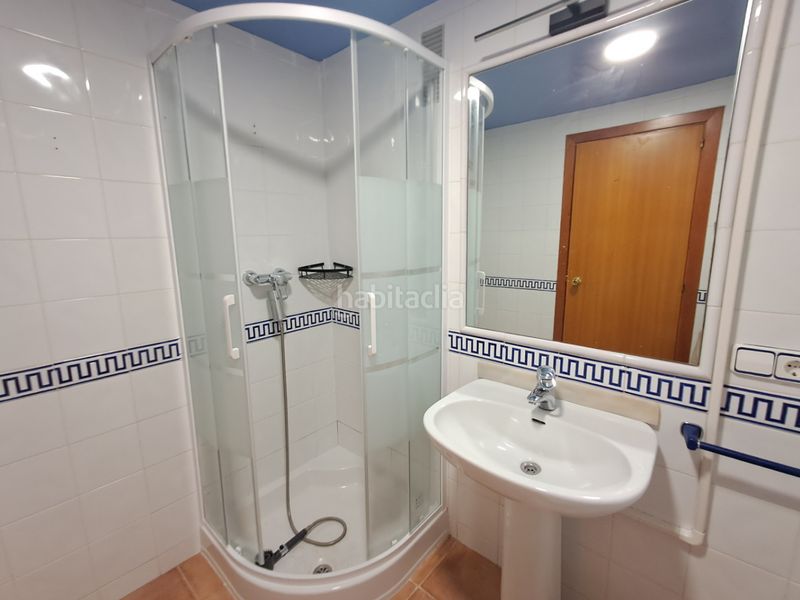 Foto c4f6f708-dc9f-46e3-be8c-199de1eca95d. Apartament amb aparcament piscina a Playa Poniente Benidorm
