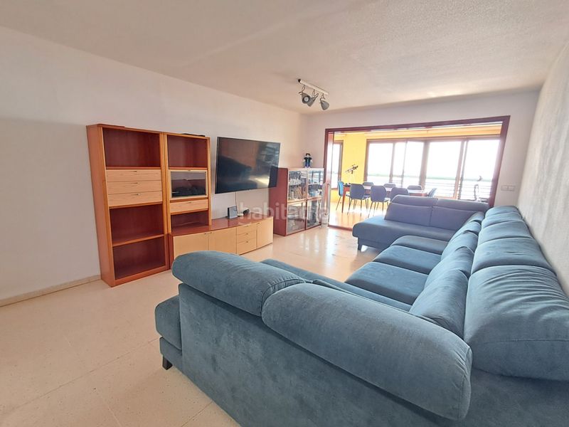Foto e498b123-669b-4c69-b717-a3bbf966c0f2. Apartament amb aparcament piscina a Playa Poniente Benidorm