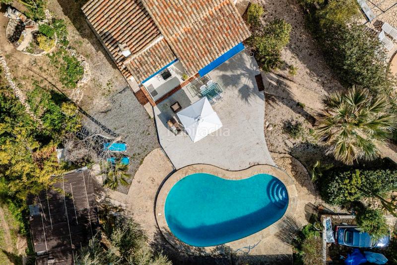 Foto 4a74e9be-5b3f-4967-b3e0-3ca12ede6777. Chalet with parking in Casco Urbano Moraira