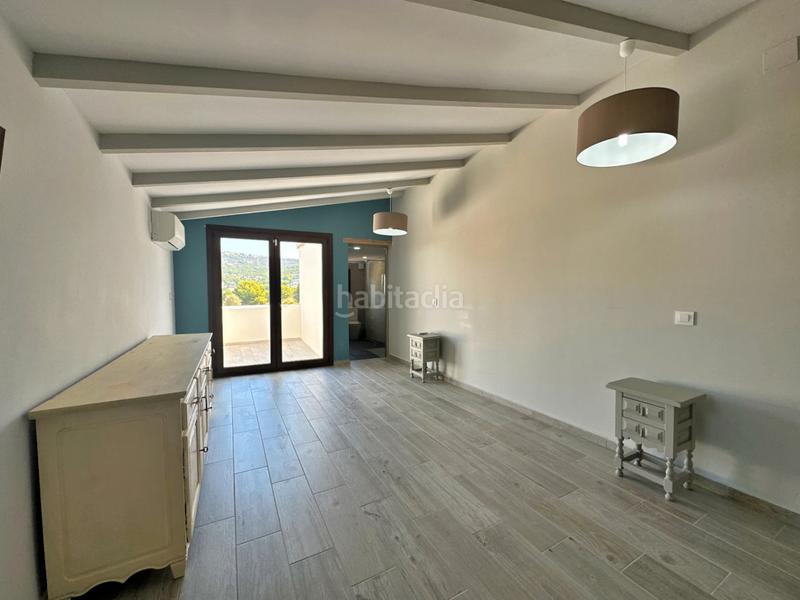 Foto c52ae199-5b1a-47ae-b6a1-7eb371f2bf6d. Chalet dans Casco Urbano Moraira