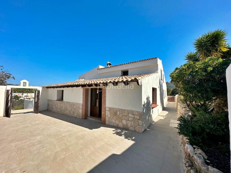 Foto 88f222d0-cff9-4b6d-9735-09143085b2e0. Chalet in Casco Urbano Moraira