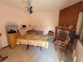 Casa a Torrico. Casa en torrico lista para entrar a vivir – 4 dormitorios y much